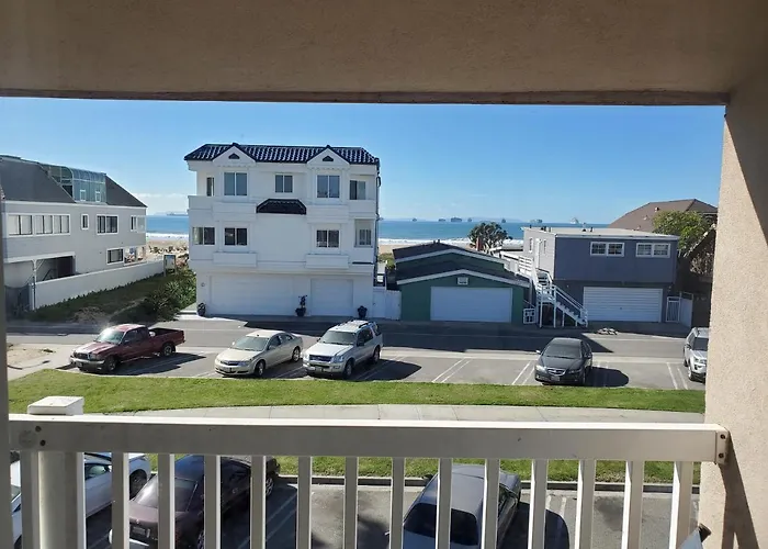 Ocean Surf Inn & Suites